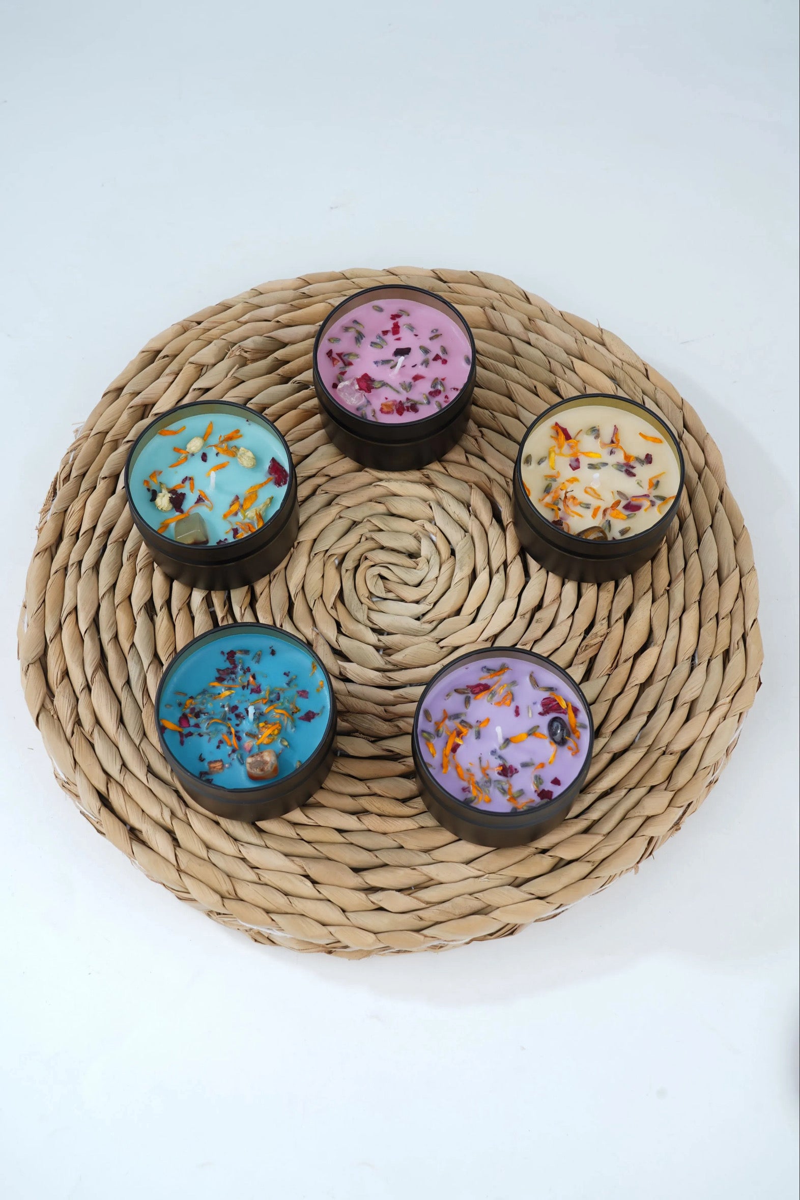 Handgemaakte Vanille Geurkaarsen Set – 5-Delig met Bloemen & Kristallen